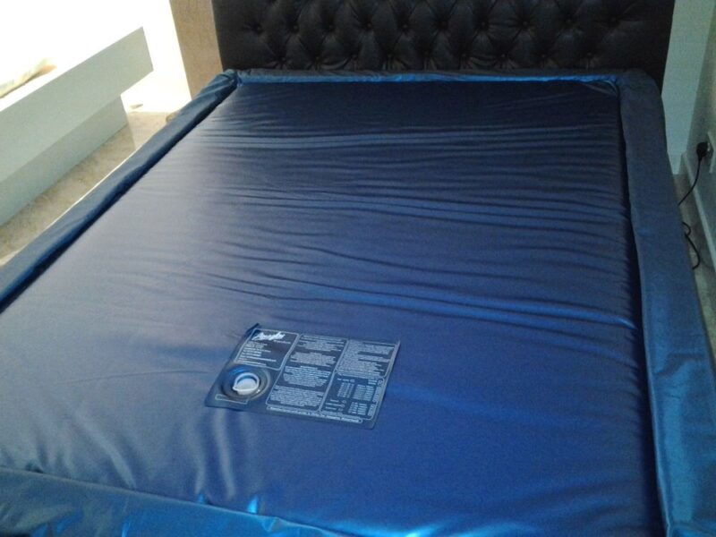 Deluxe Soft Side Waterbed Mattress Kit 1